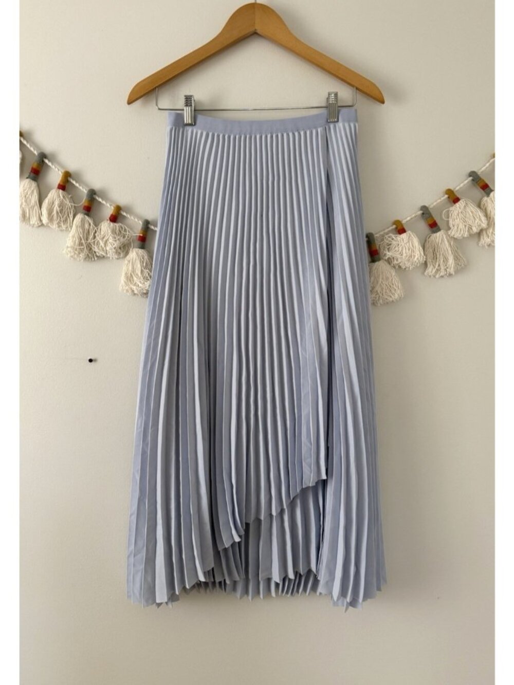 Aritzia Babaton Ladder Poplin Skirt Pleated Midi Skyline Blue Flowy Fairy Whimsy